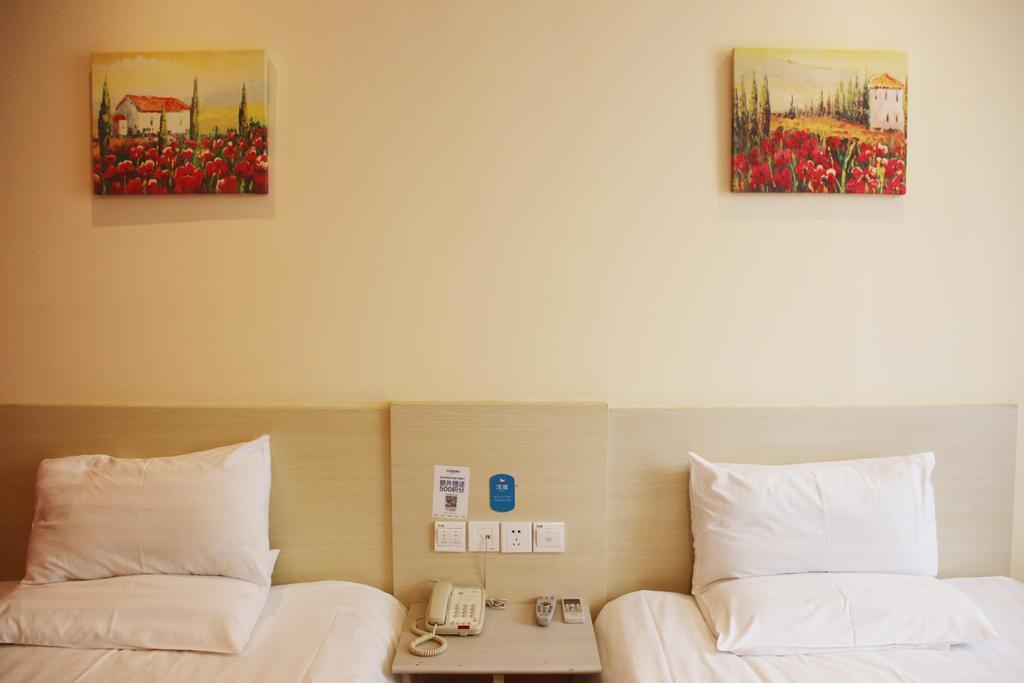 Hanting Hotel Chongqing North Railway Station الغرفة الصورة