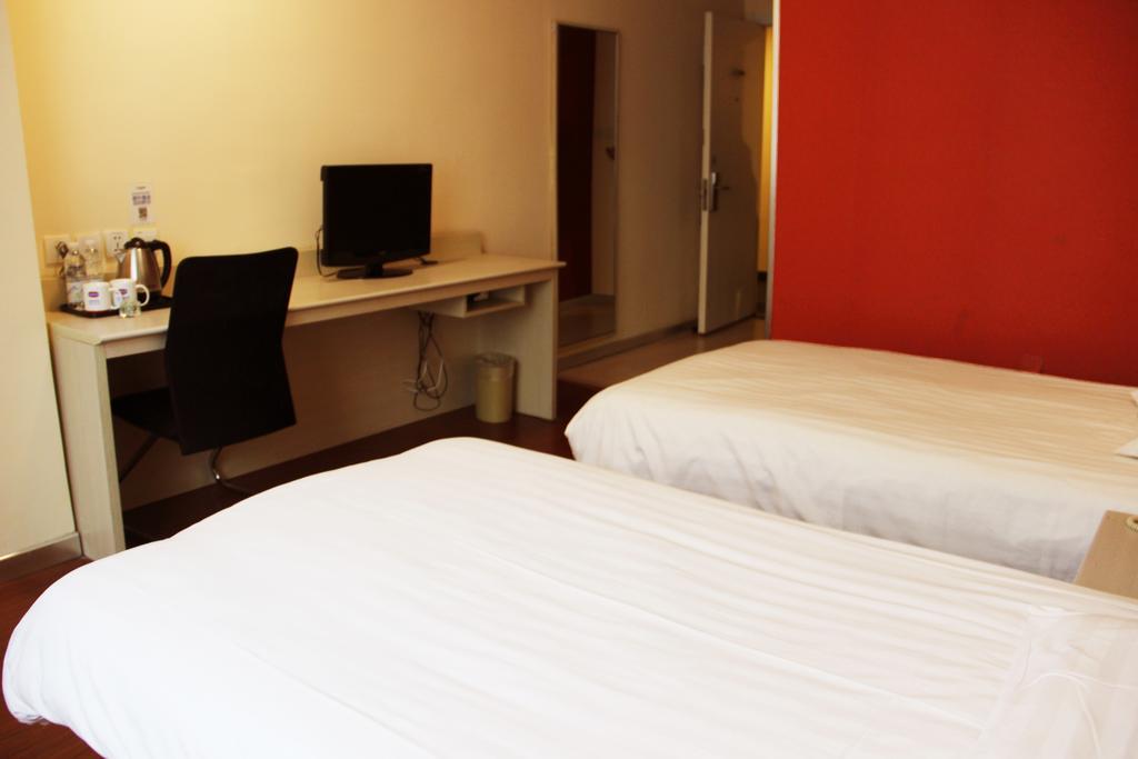 Hanting Hotel Chongqing North Railway Station الغرفة الصورة